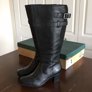 Clark’s Wide calf boot